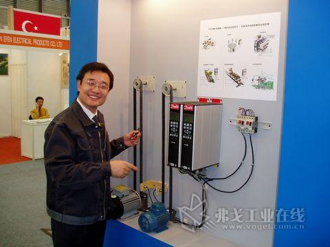 夏明先生是上海津信电气公司的技术部经理和总工程师