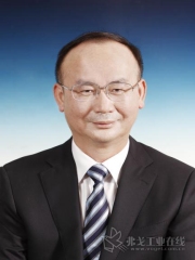 唐岳先生  楚天科技股份有限公司董事长