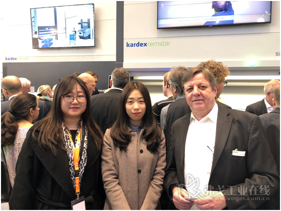 MM现代物流主编许莹女士（左）、卡迪斯市场经理陈可欣女士（中）、卡迪斯项目经理Hartwig Bastian先生（右）