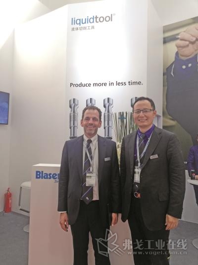 瑞士巴索全球CEO 马克巴索先生（左）巴索大中华区总经理刘刚先生（右）
